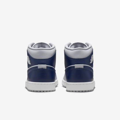 Tênis Air Jordan 1 Mid Wolf Grey Midnight Navy